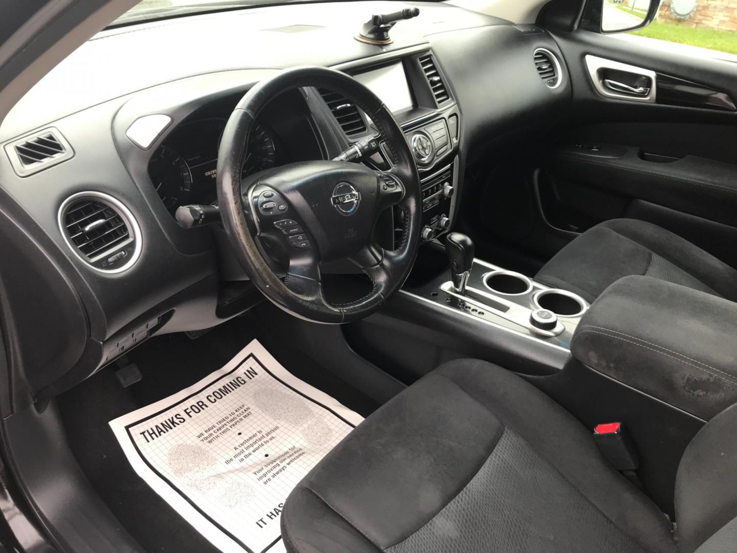 2014 Black /Black Nissan Pathfinder S (5N1AR2MM1EC) with an 3.5 V6 engine, Automatic transmission, located at 577 Chester Pike, Prospect Park, PA, 19076, (610) 237-1015, 39.886154, -75.302338 - Photo#12